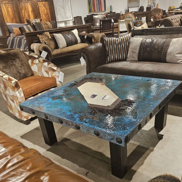 Contemporary Coffee Table – Elegant & Functional Living Room Accent